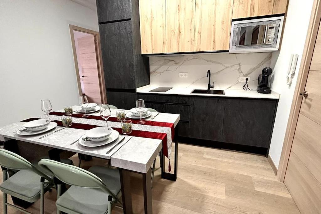 Apartmán Lujo 10 Pax Proyector, Maquina Arcade Y Patinetes Oviedo Exteriér fotografie
